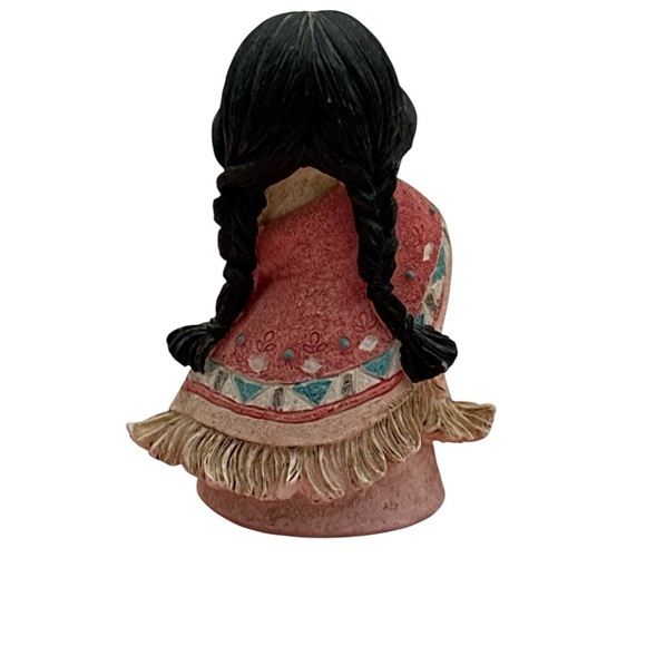 Vintage 1994 Friends of The Feather, She Who Cares A lot Figurine. - Picture 3 of 4